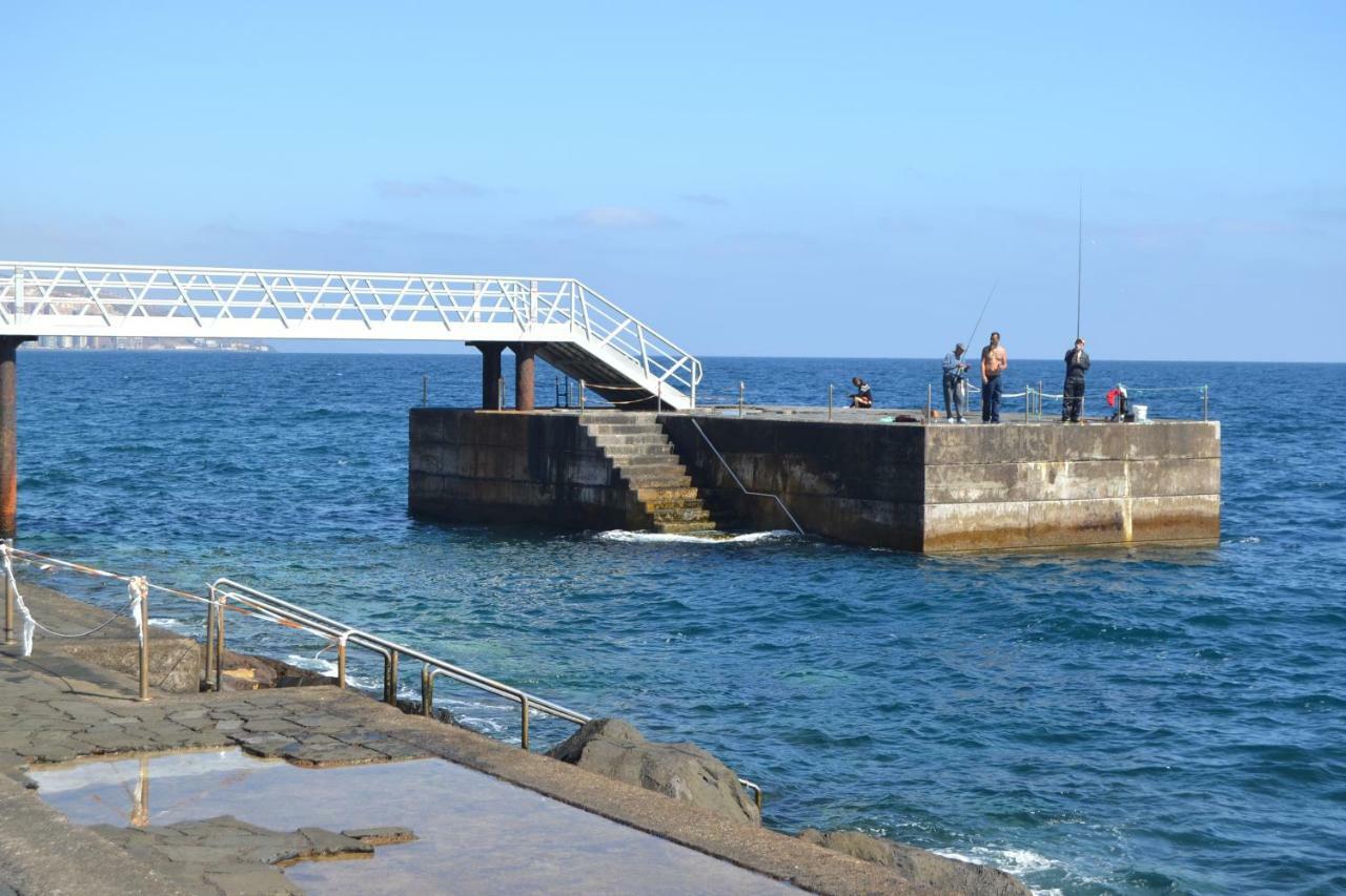 Apartamento Vacacional Atico Frente Al Mar Candelaria Extérieur photo